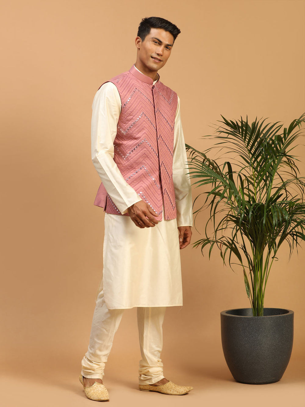 Sarvati Men's Onion Pink Mirror Jacket With Kurta Pyjama Set