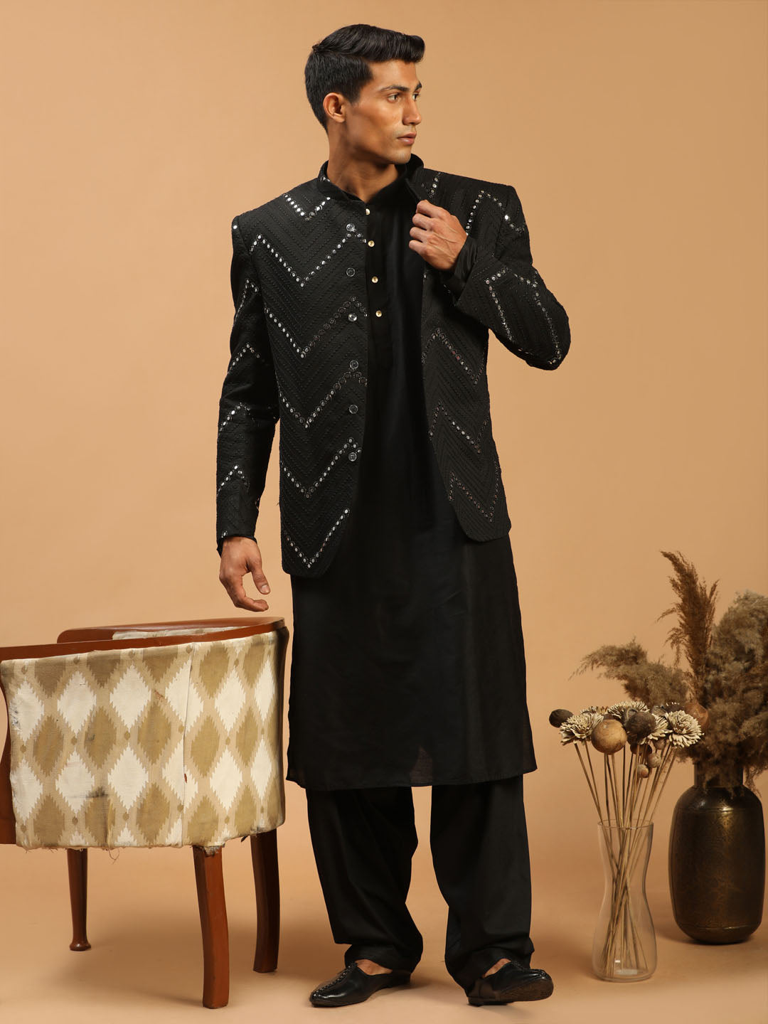 Sarvati Men's Black Mirror Jodhpuri With kurta Patiala Set