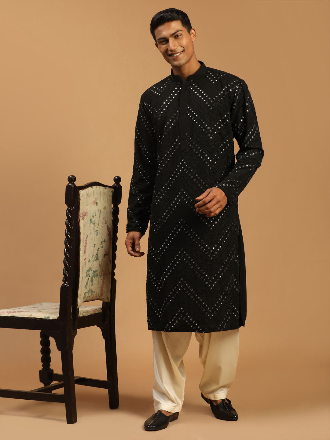 Sarvati Men's Black Mirror Kurta With Patiala Set