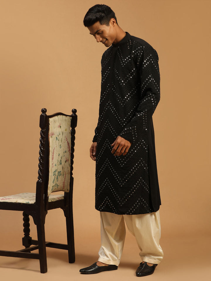 Sarvati Men's Black Mirror Kurta With Patiala Set