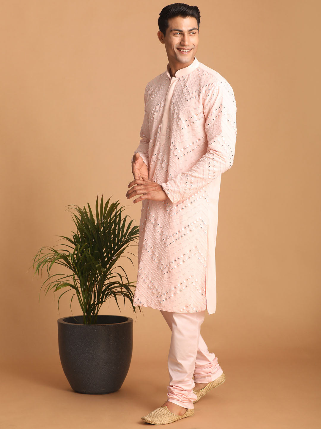 Sarvati Men's Pink Mirror Kurta Pyjama Set