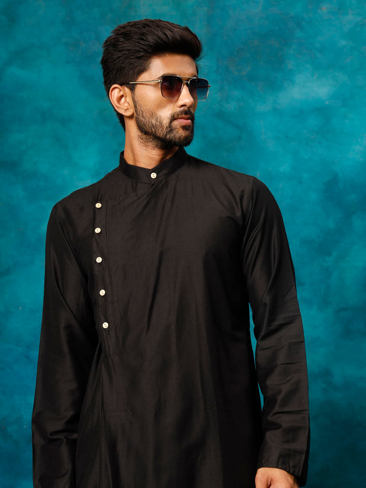 Sarvati Men's Black Viscose Blend Kurta Pyjama Set