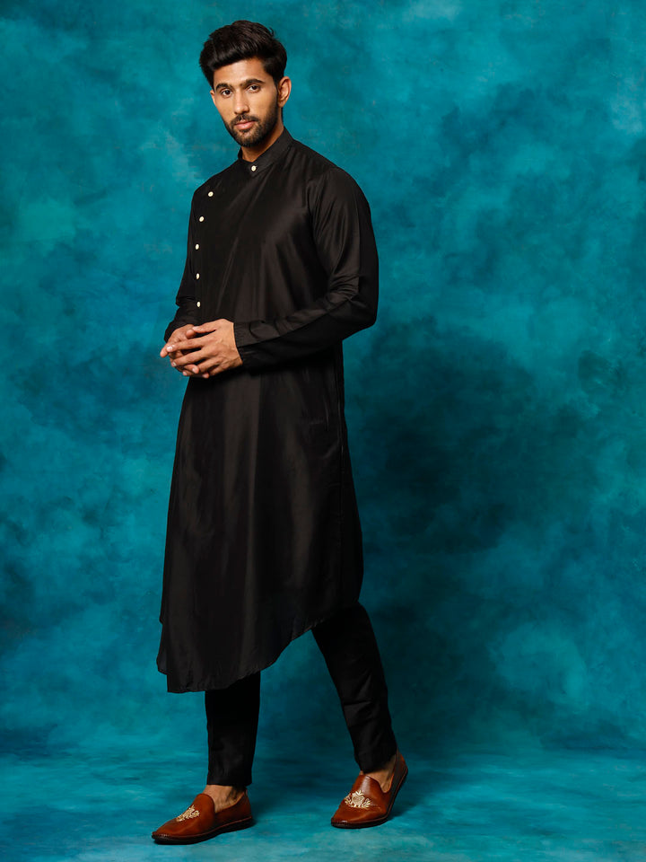 Sarvati Men's Black Viscose Blend Kurta Pyjama Set