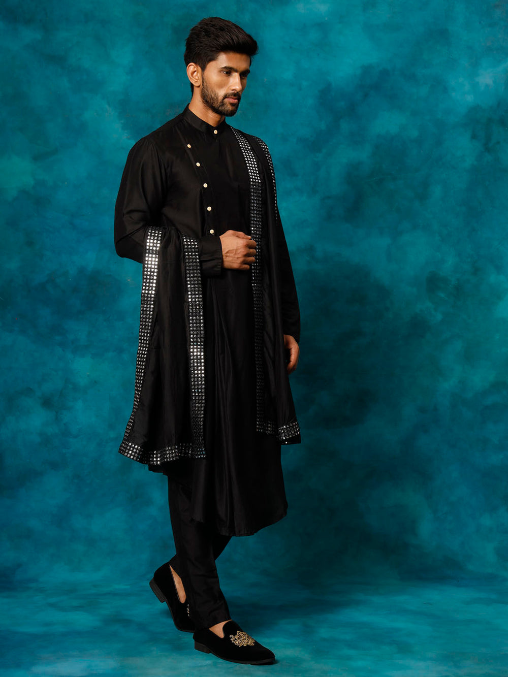 Sarvati Men's Black Pleated Kurta Pant With Dupatta Set