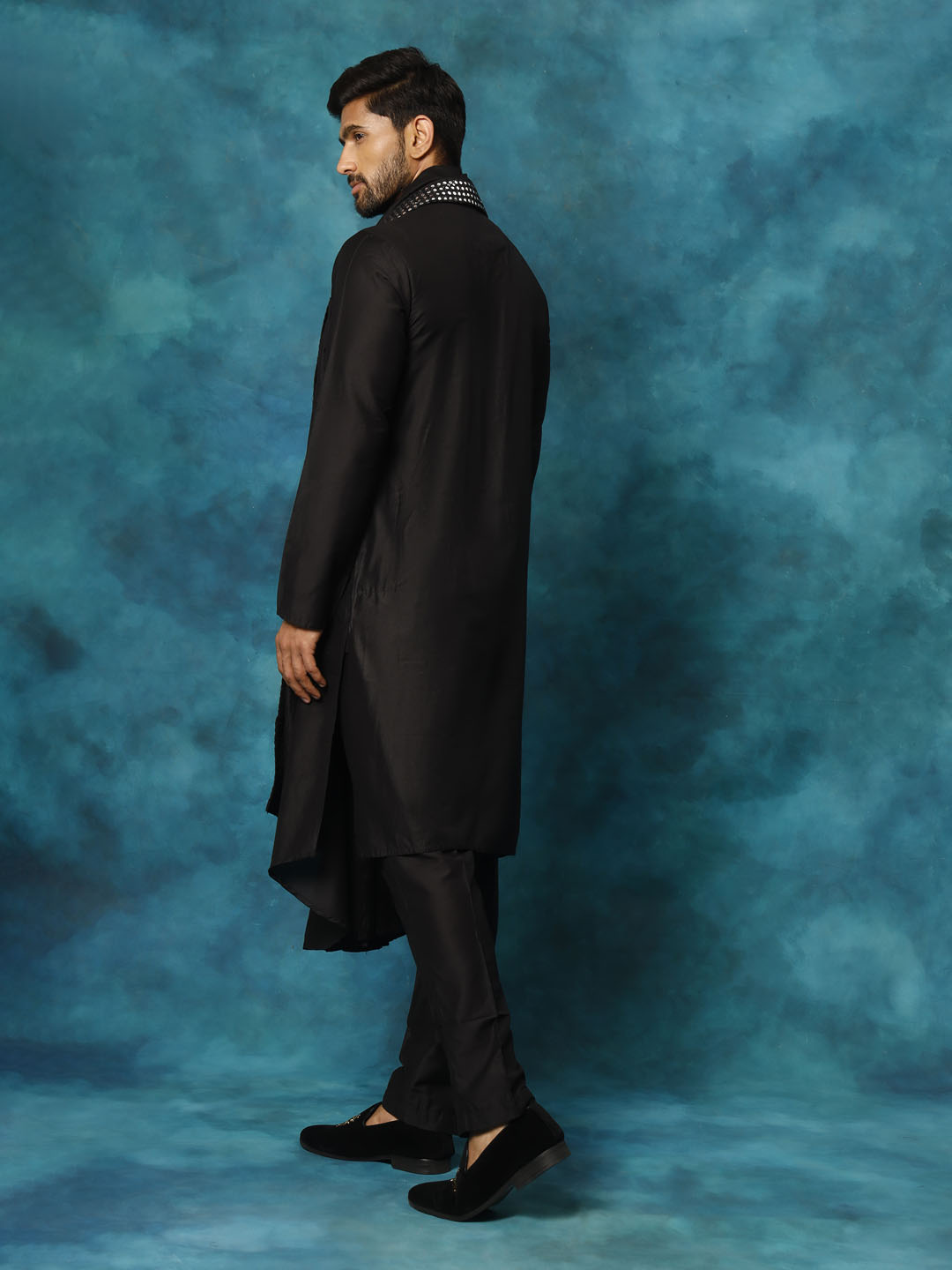 Sarvati Men's Black Pleated Kurta Pant With Dupatta Set