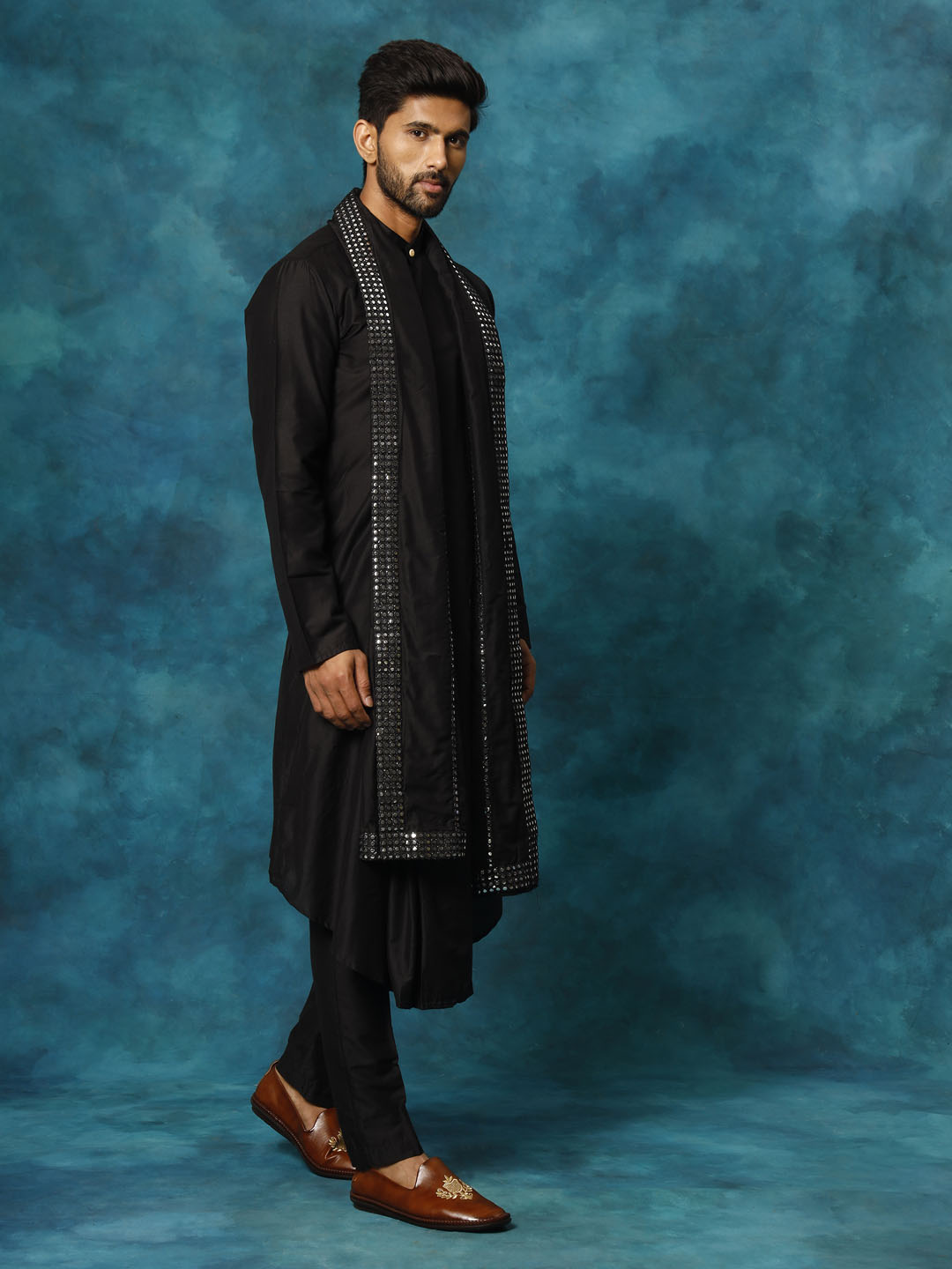 Sarvati Men's Black Pleated Kurta Pant With Dupatta Set