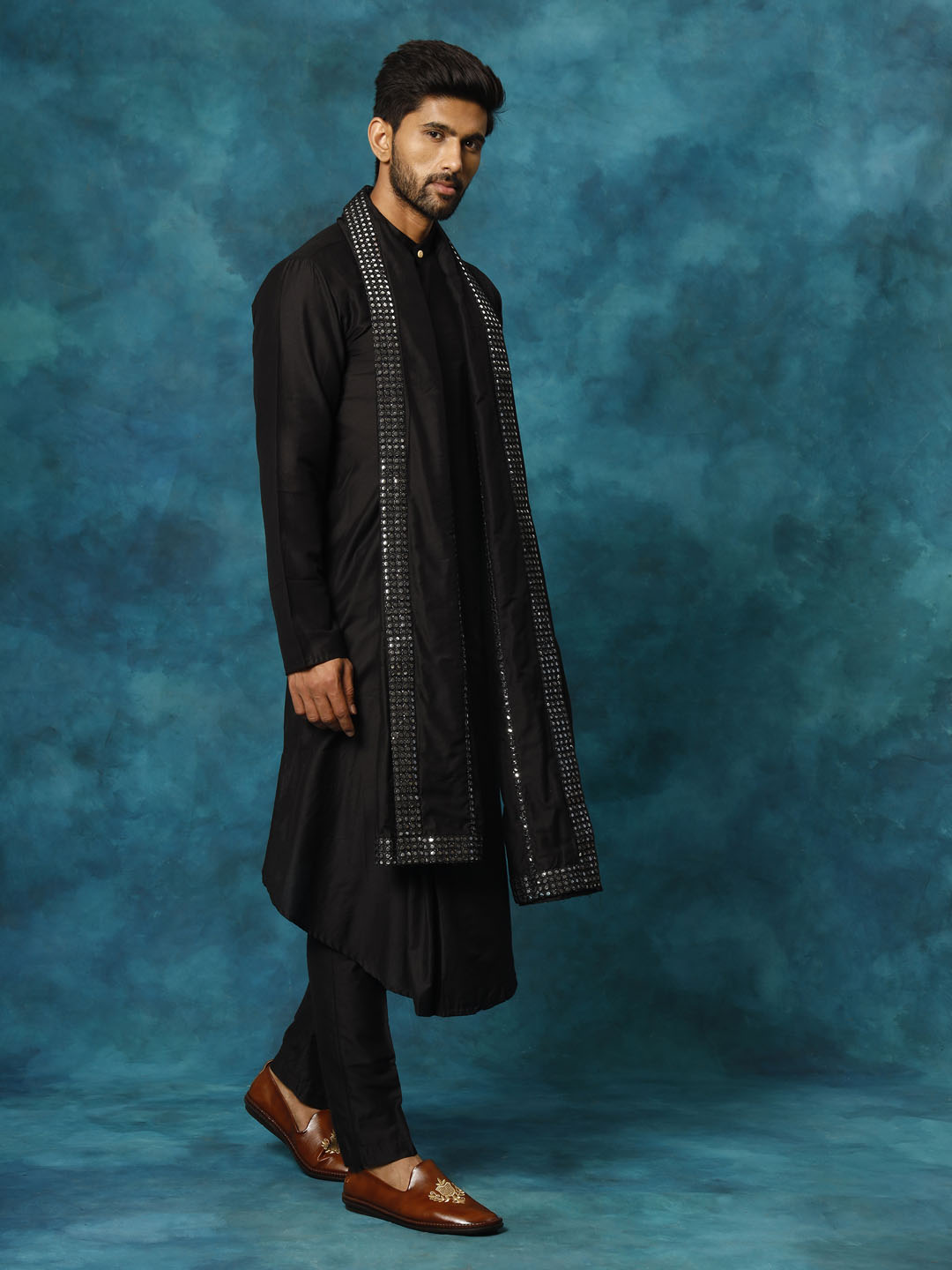 Sarvati Men's Black Pleated Kurta Pant With Dupatta Set