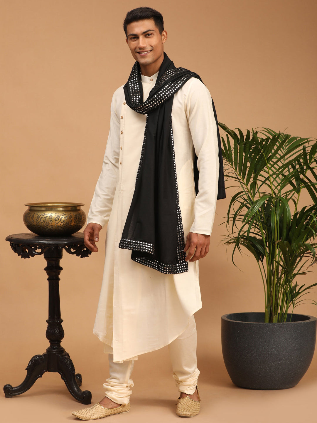 Sarvati Men's Cream Pleated Kurta And Churidar Set With Black Mirror Dupatta