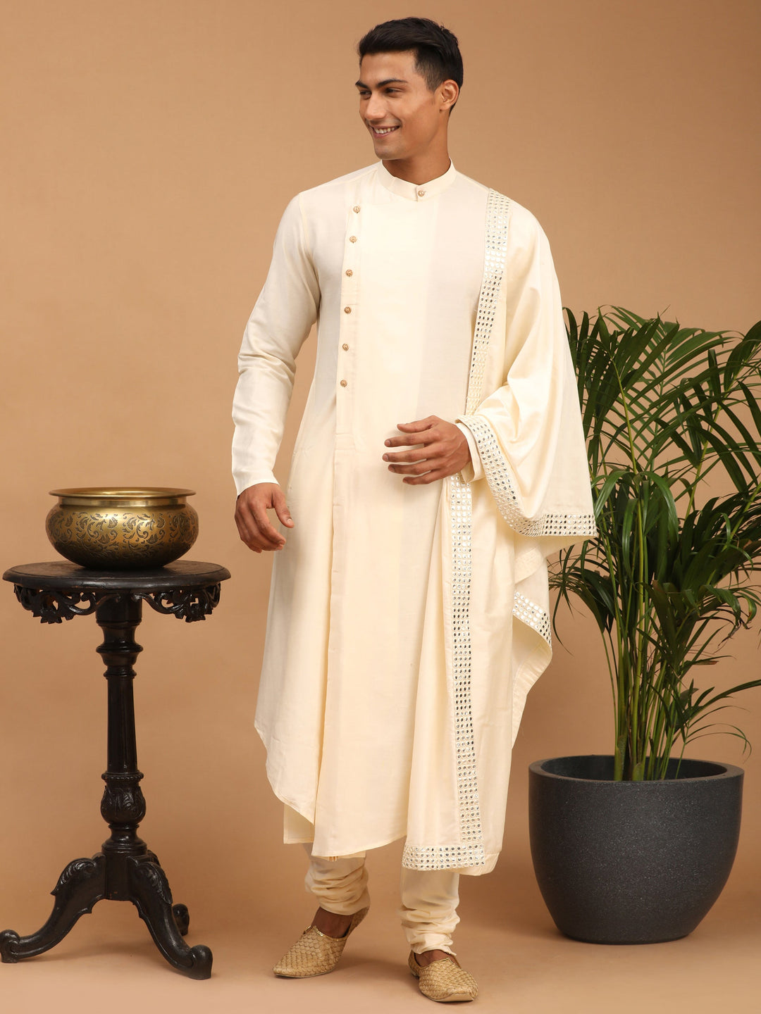 Sarvati Men's Cream Pleated Kurta And Churidar Set With Mirror Dupatta