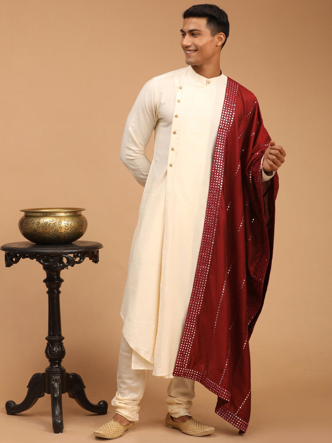 Sarvati Men's Cream Pleated Kurta And Churidar Set With Maroon Vertical Mirror Dupatta