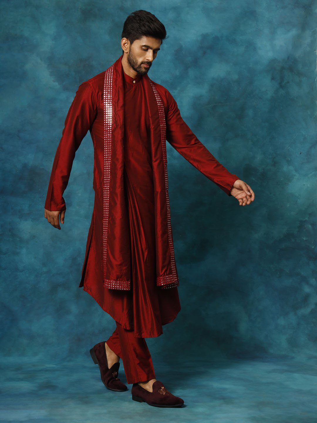 Sarvati Men's Maroon Pleated Kurta Pant With Dupatta Set