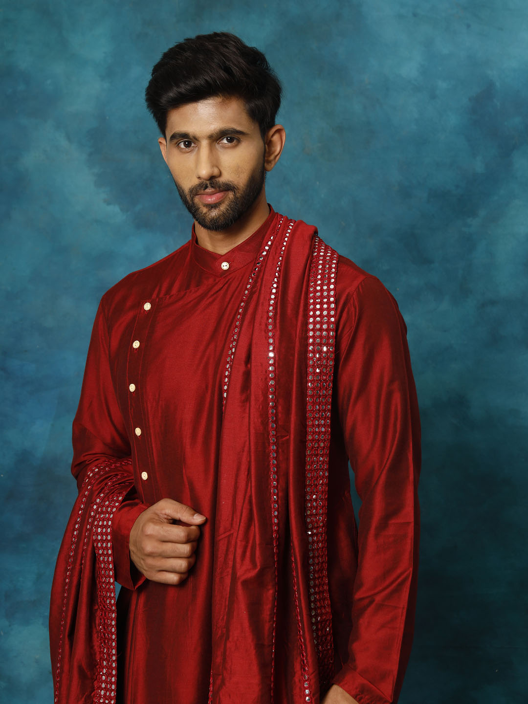 Sarvati Men's Maroon Pleated Kurta Pant With Dupatta Set