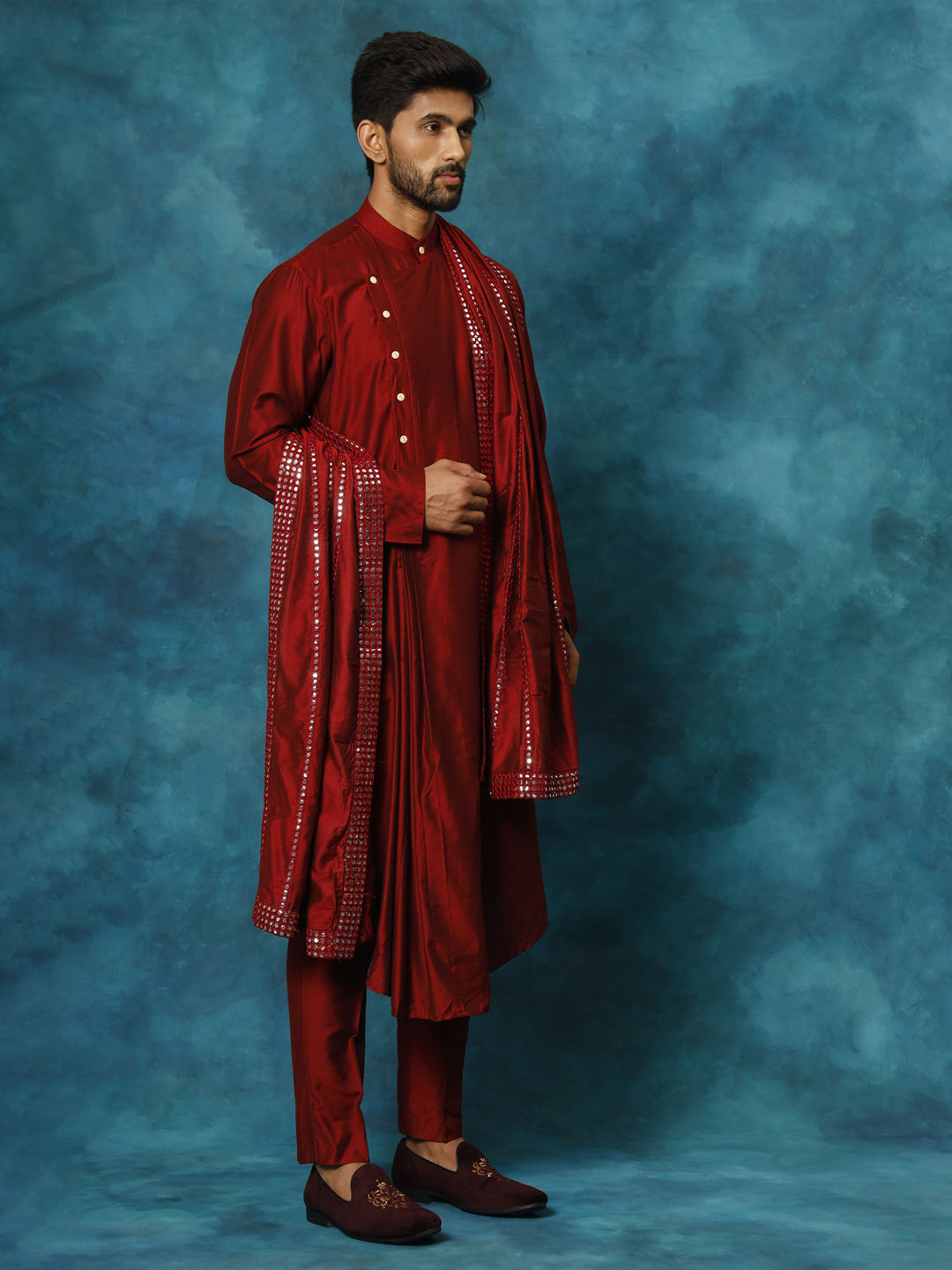 Sarvati Men's Maroon Pleated Kurta Pant With Dupatta Set