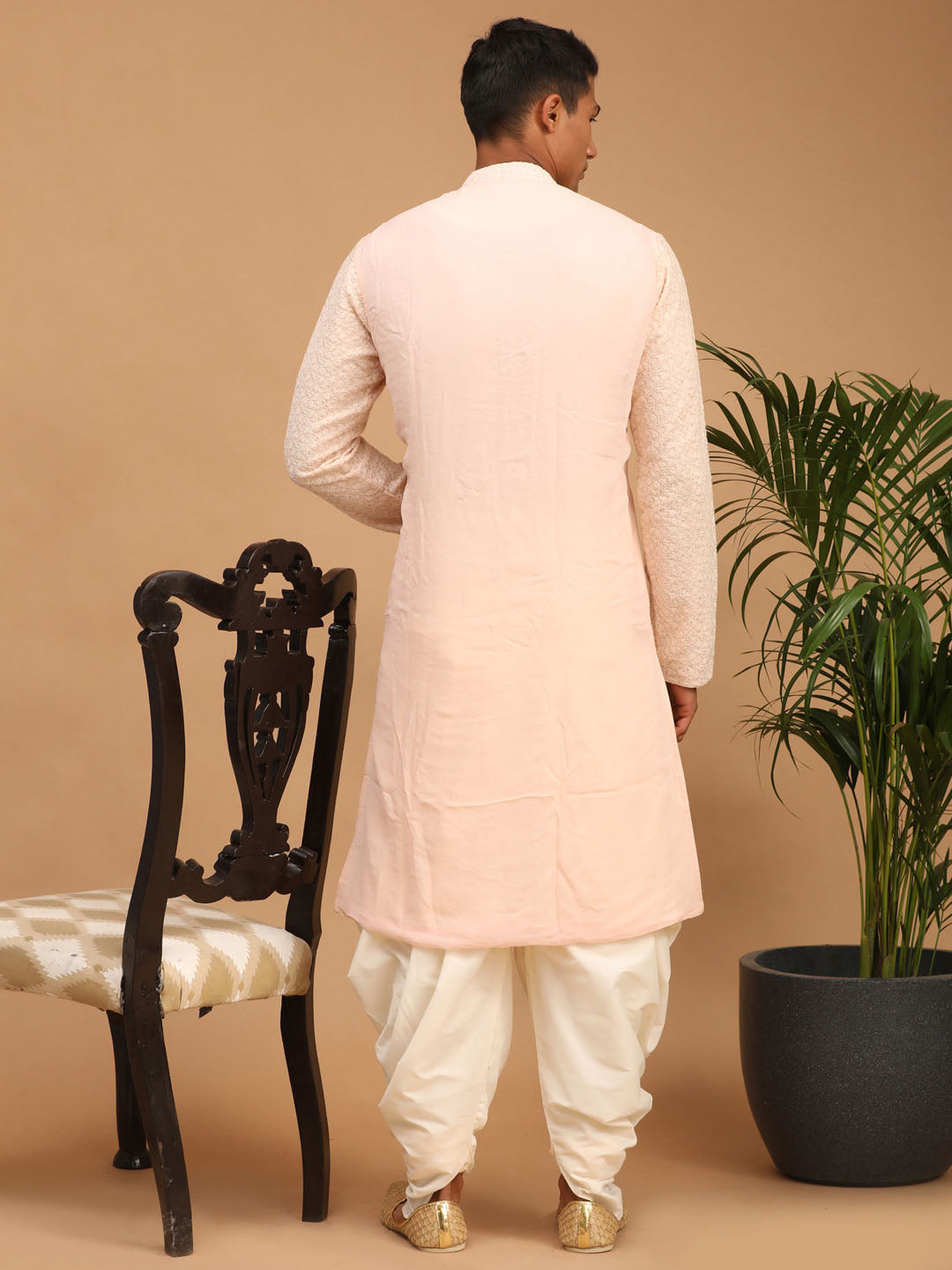 Sarvati Men's Pink Ethnic chikankari Kurta Dhoti set