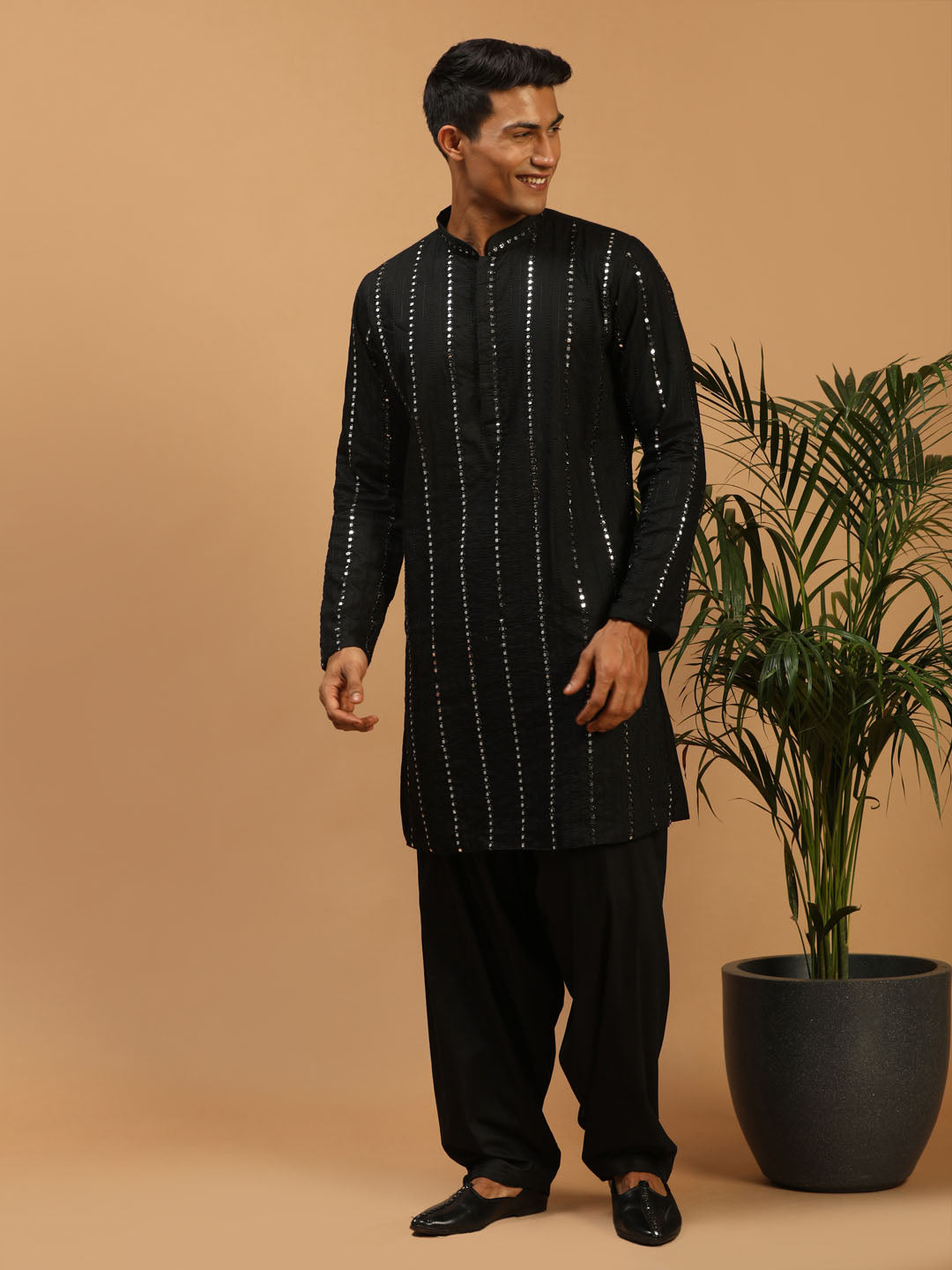 Sarvati Men's Black Mirror Kurta With Patiala Set