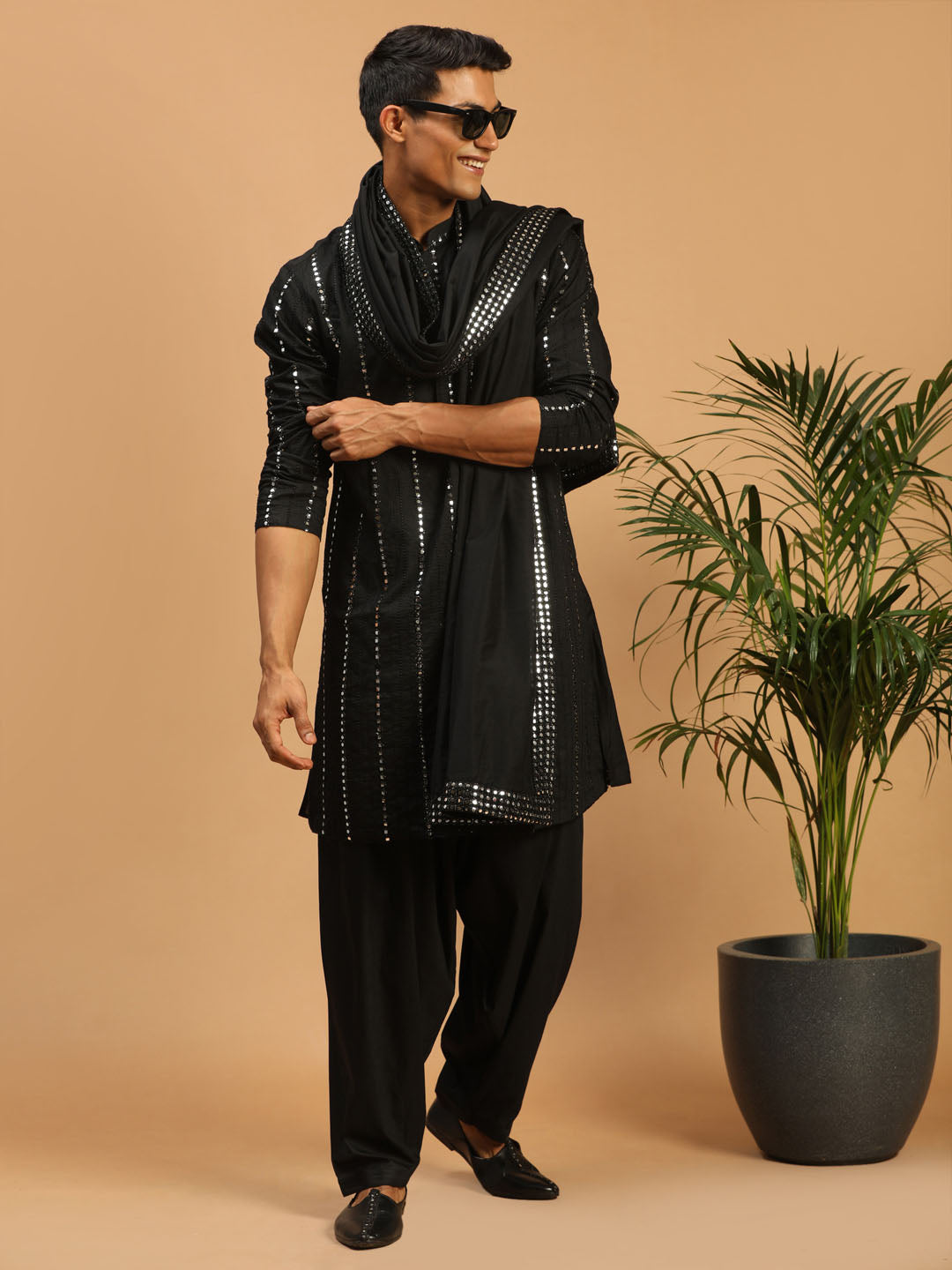 Sarvati Men's Black Mirror Kurta Patiala And Dupatta Set