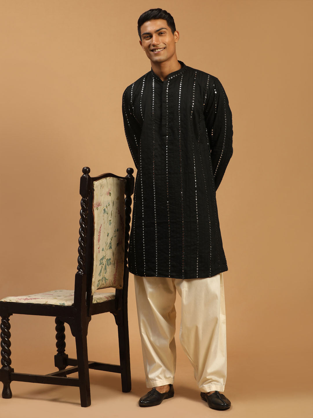 Sarvati Men's Black Mirror Kurta With Patiala Set