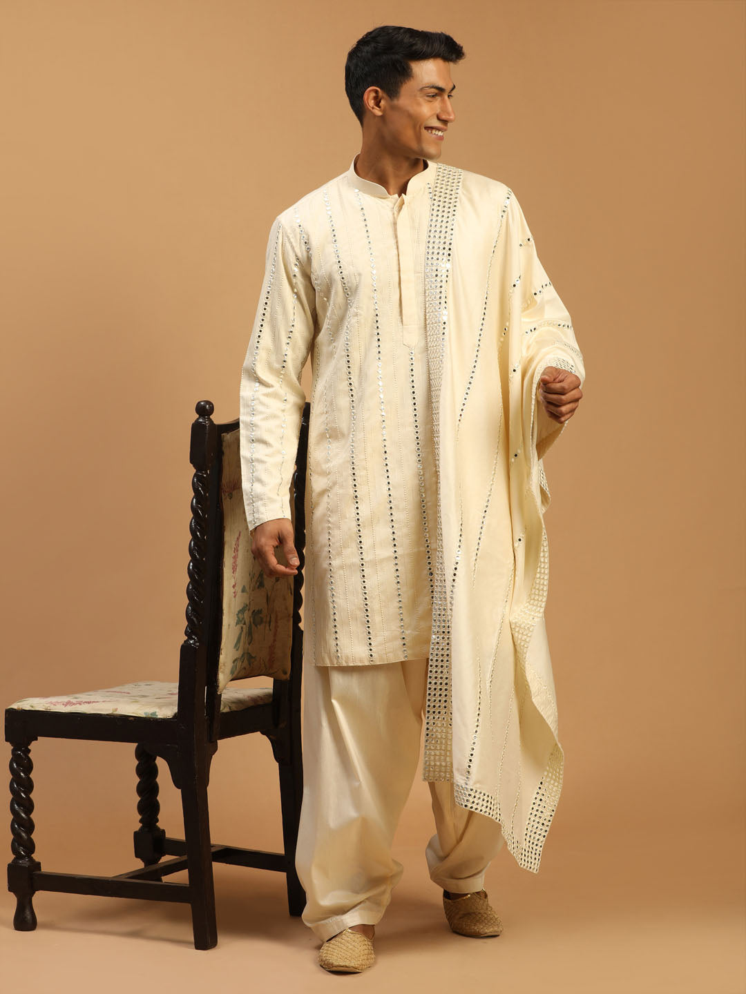 Sarvati Men's Cream Mirror Kurta Patiala With Dupatta Set