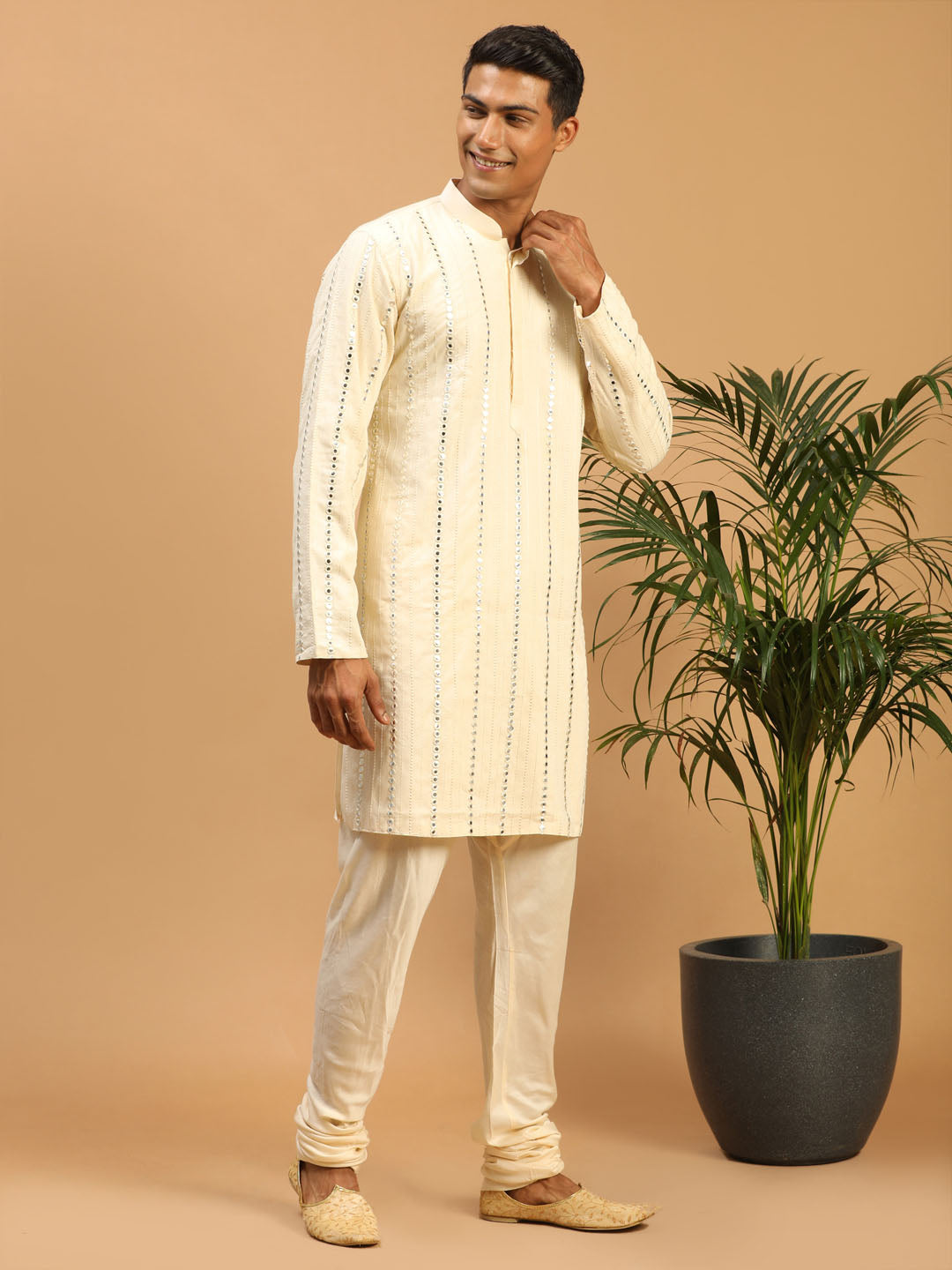 Sarvati Men's Cream Vertical Mirror Kurta Pyjama Set