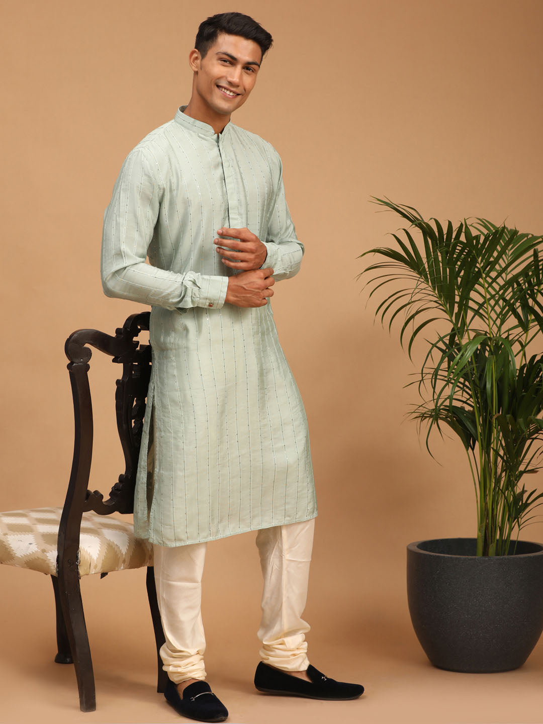 Sarvati Men's Light Green Sequined Kurta Pyjama Set