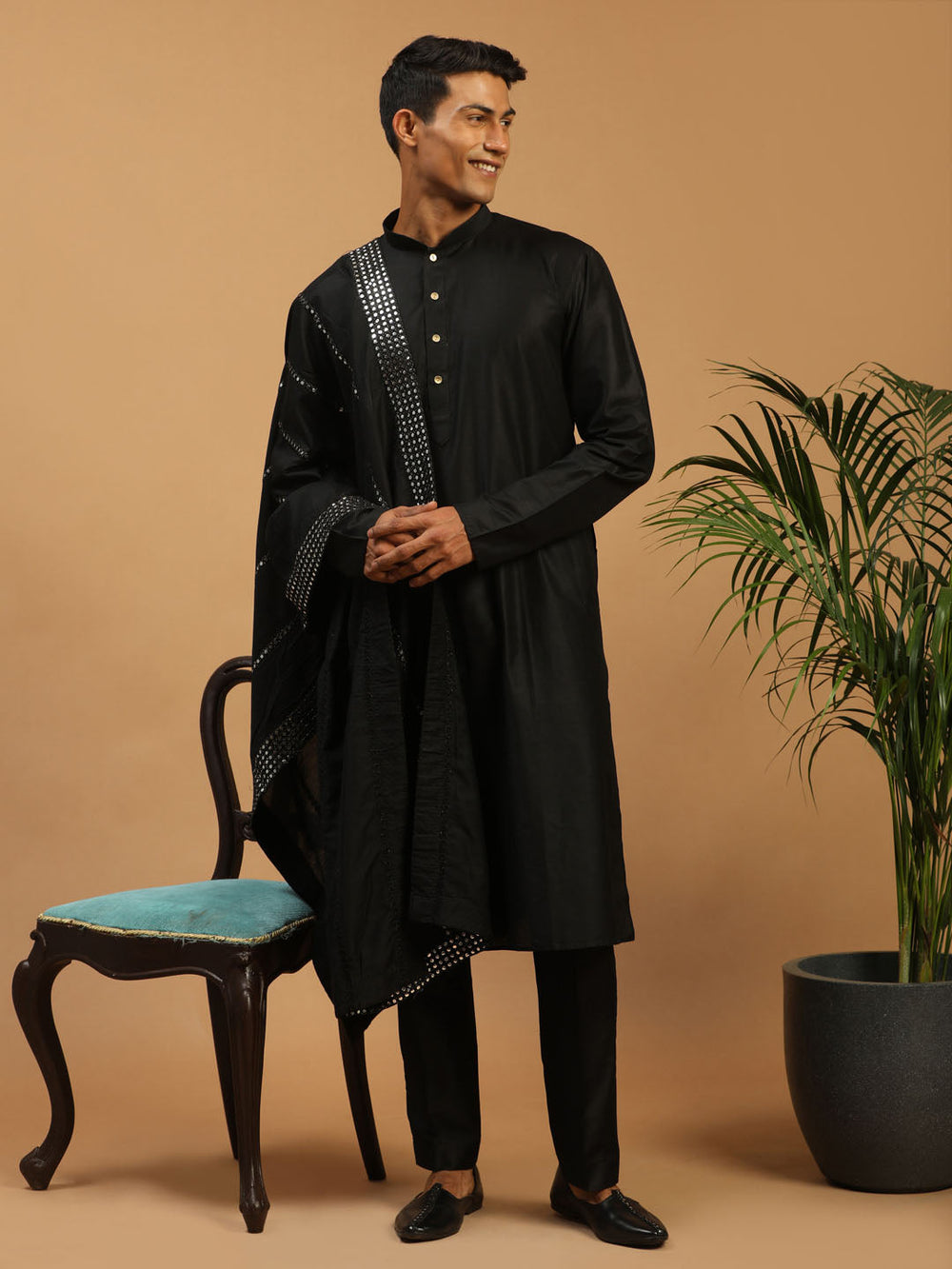 Sarvati Men's Black Viscose Kurta Pant And Dupatta Set