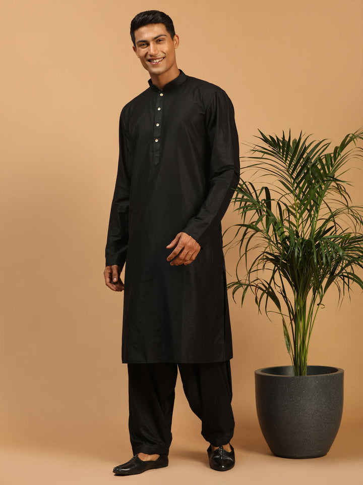 Sarvati Men's Black Viscose Kurta With Patiala Set