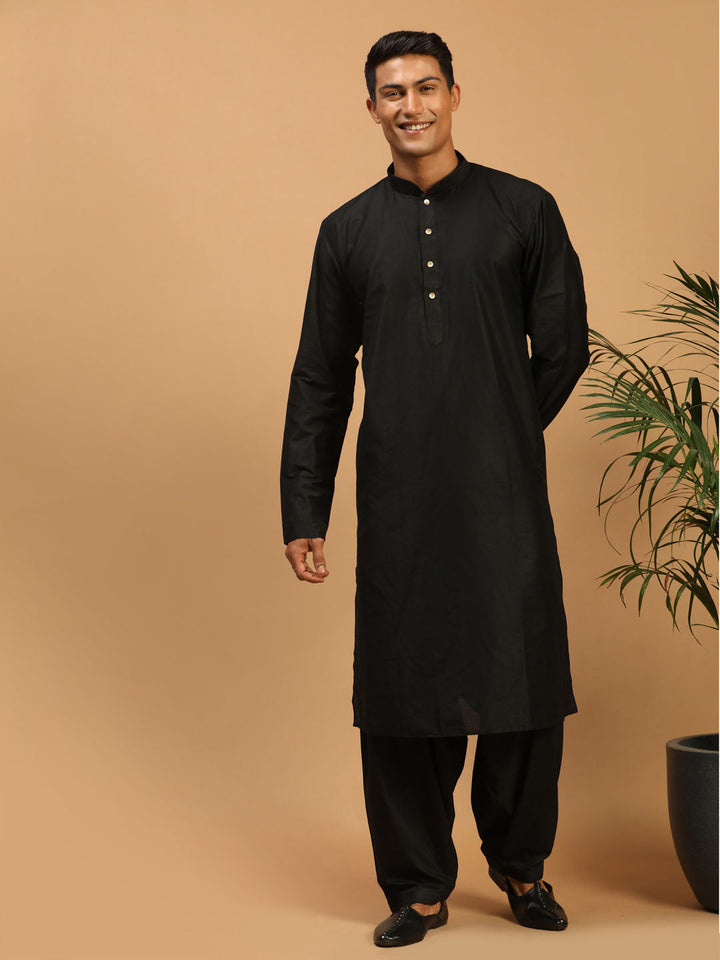 Sarvati Men's Black Viscose Kurta With Patiala Set