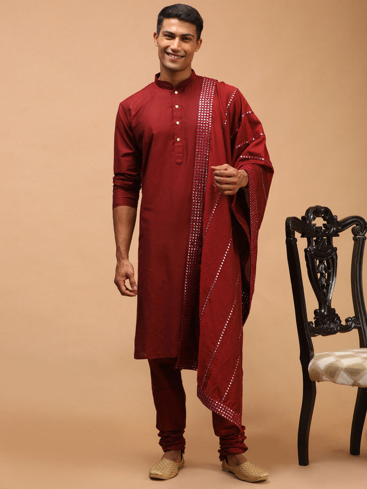 Sarvati Men's Maroon Viscose Kurta Pyjama And Dupatta Set