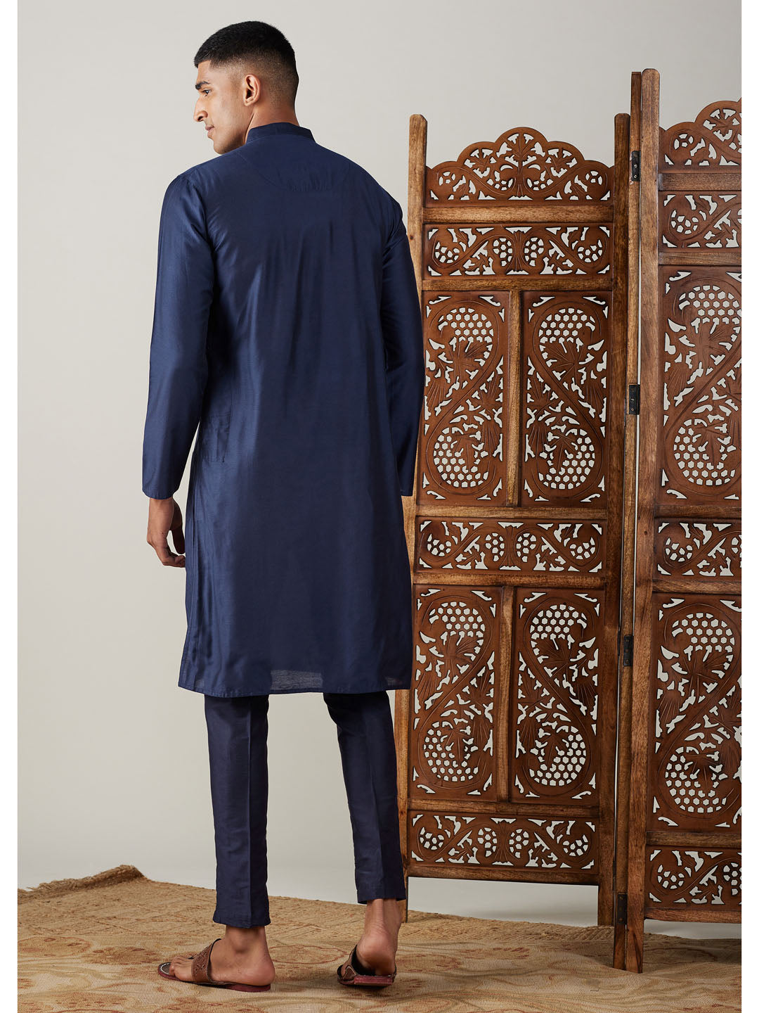 Sarvati Men's Navy Blue Viscose Kurta With Pant Set