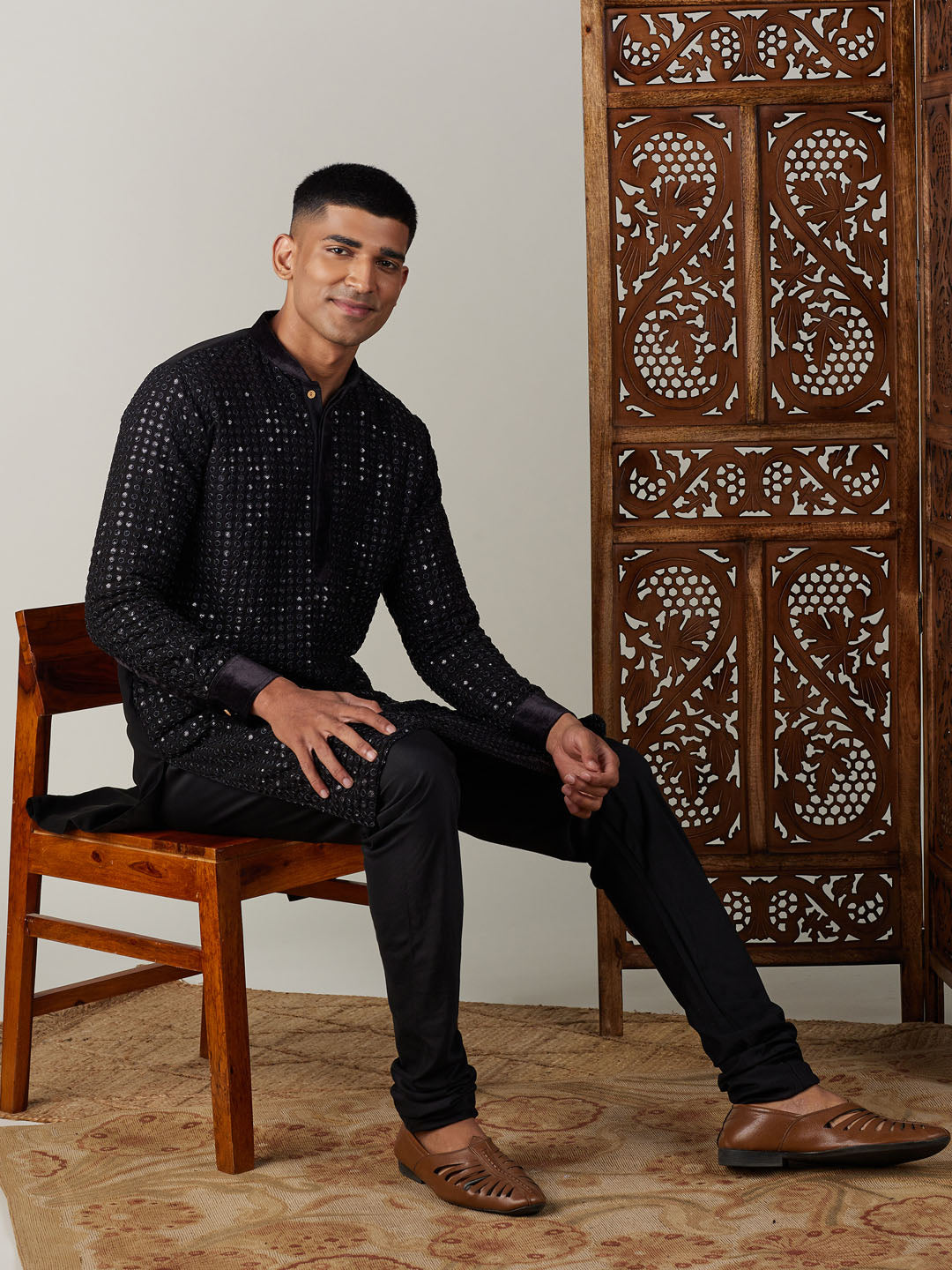 Sarvati Men's Black Mirror Georgette Kurta Pyjama Set