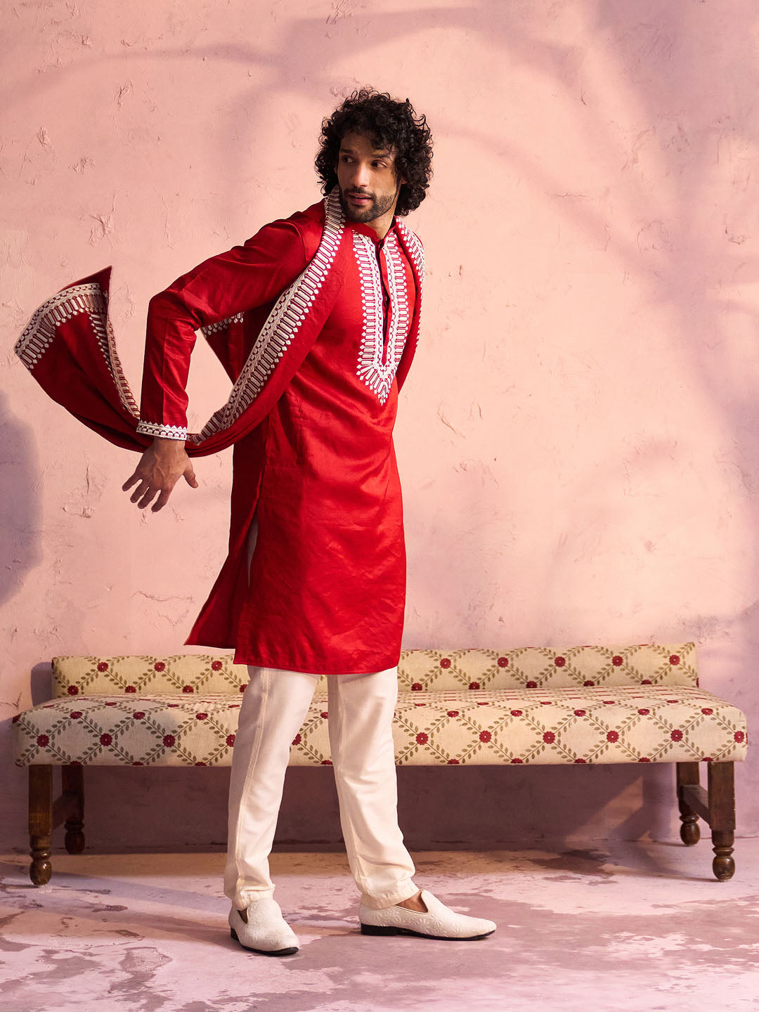 Sarvati Men's Red Silk Blend Machine Embroidered Kurta Pyjama With Silk Dupatta Set