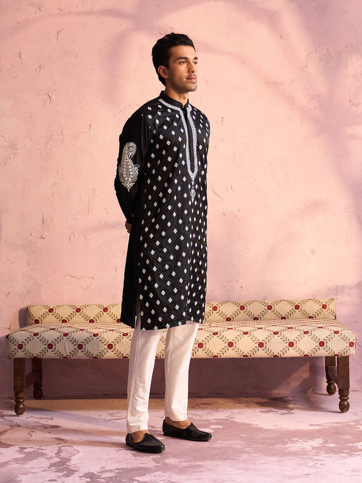 Sarvati Men's Black Silk Embroidered Ethnic Kurta With Pant Set