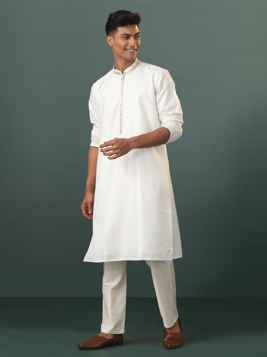 Sarvati Men's Cream Embroidered Cotton Blend Kurta Pyjama Set