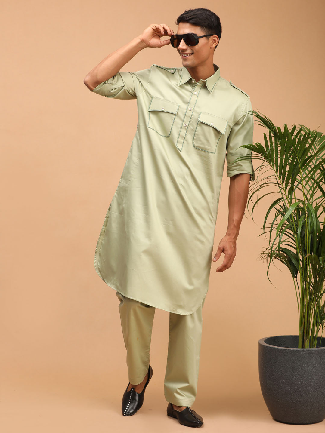 Sarvati Men's Light Green Cotton Blend Pathani Suit Set