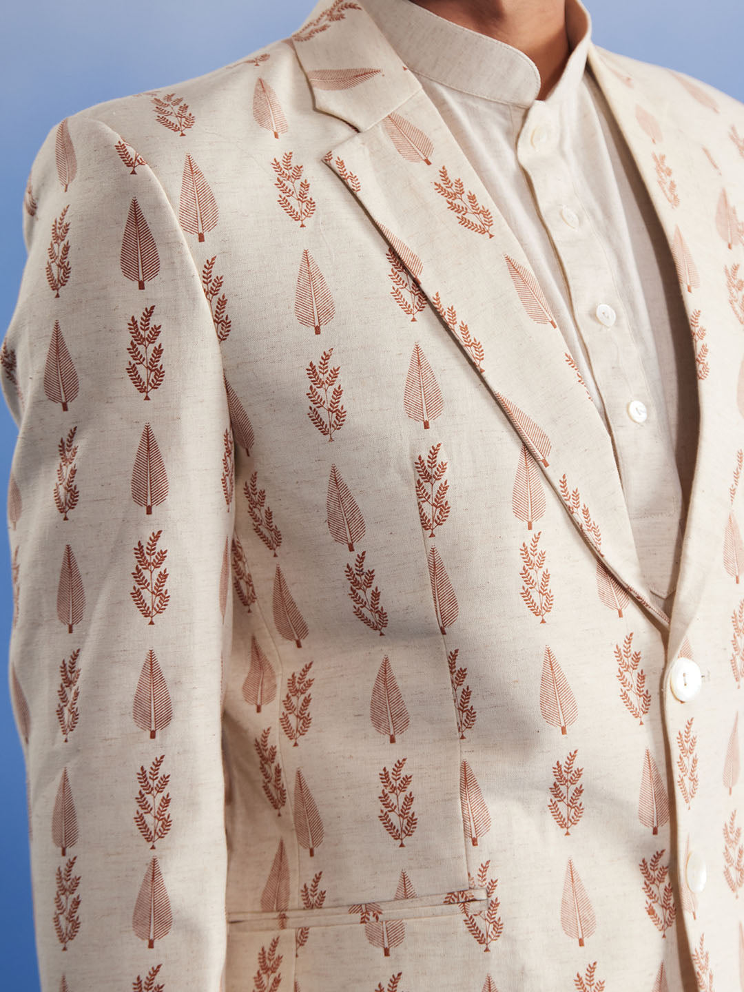 Sarvati Men's Cream Leaf Printed Blazer With Kurta Pyjama Set