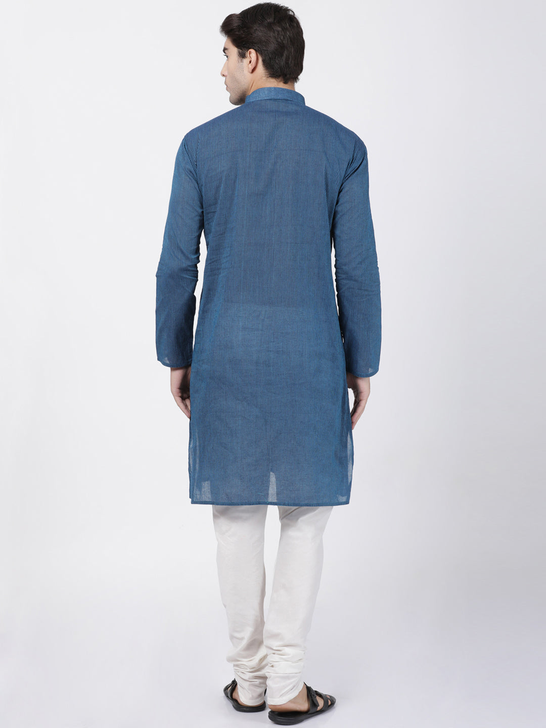 Sarvati Men's Blue Cotton Handloom Kurta With Pyjama Set