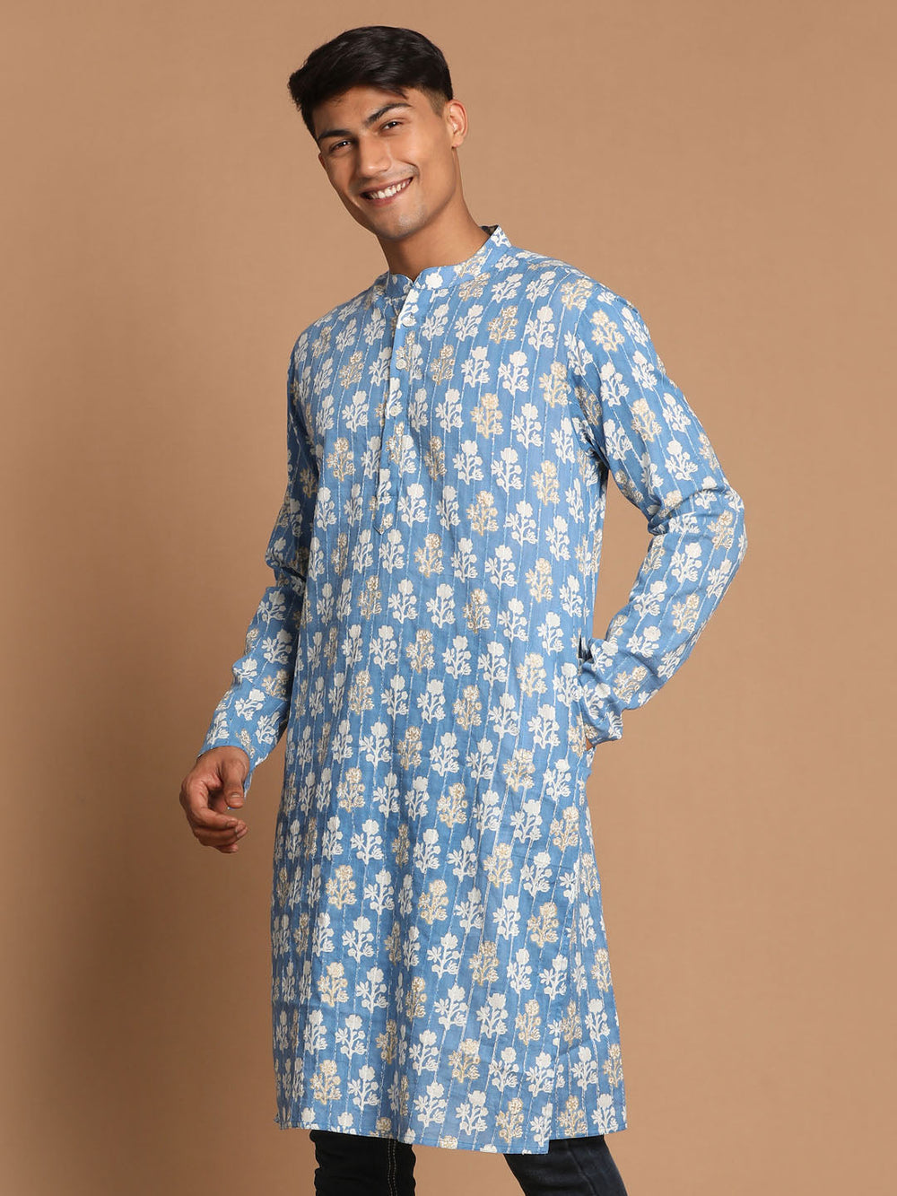 Men's Blue Quirky Printed Thread Work Kurta