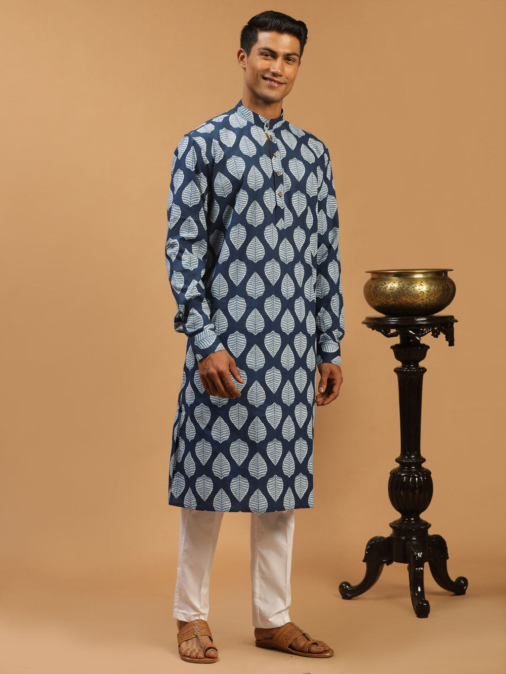 Sarvati Men's Blue Leaf Print cotton Kurta With White Pant Style pyjama Set