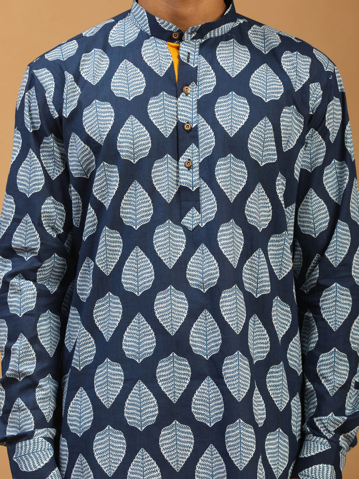 Sarvati Men's Blue Leaf Print cotton Kurta With White Pant Style pyjama Set