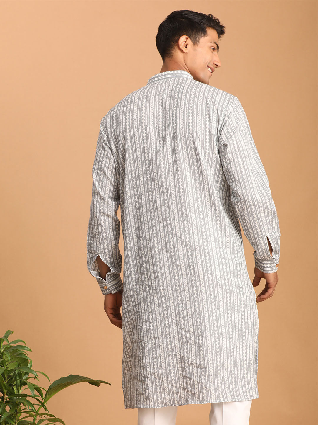 Men's Grey And White Batik Printed Kurta