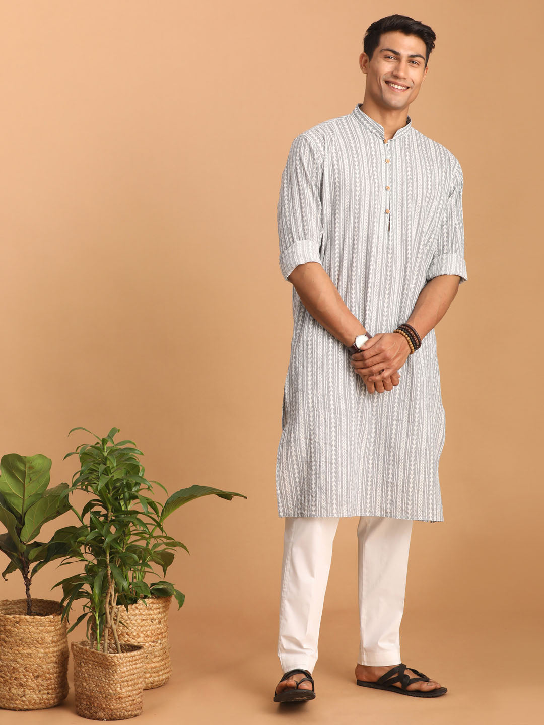 Sarvati Men's Grey And White Batik Printed Kurta with White Pant Set