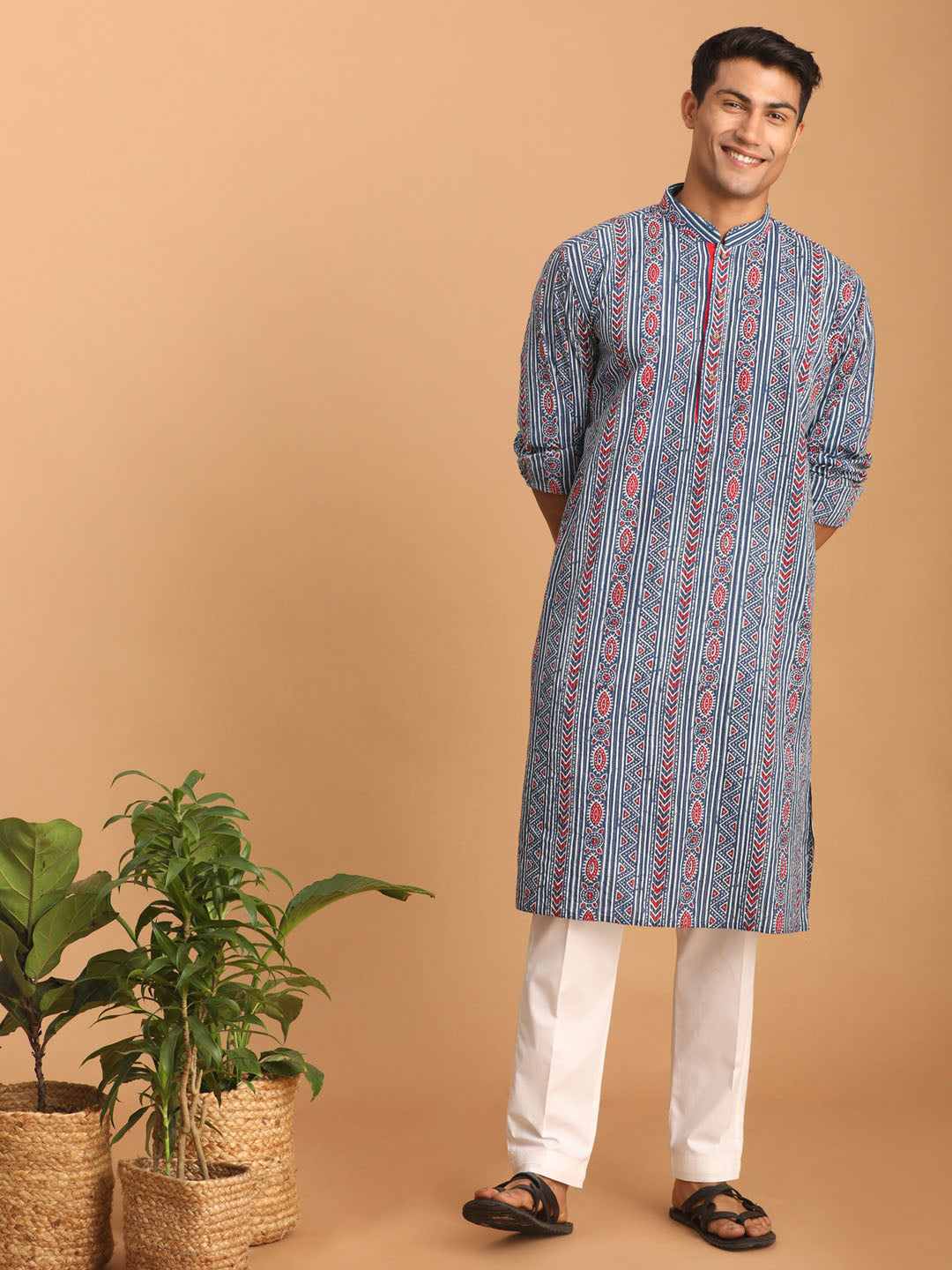 Sarvati Men's Indigo Printed cotton Kurta with White Pant set