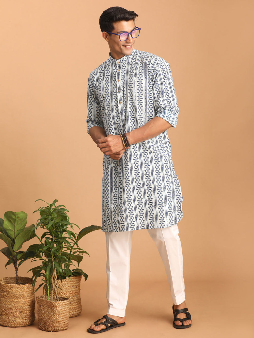 Sarvati Men's White And Blue Geometrical Striped Printed Curved Kurta with white Pant Set