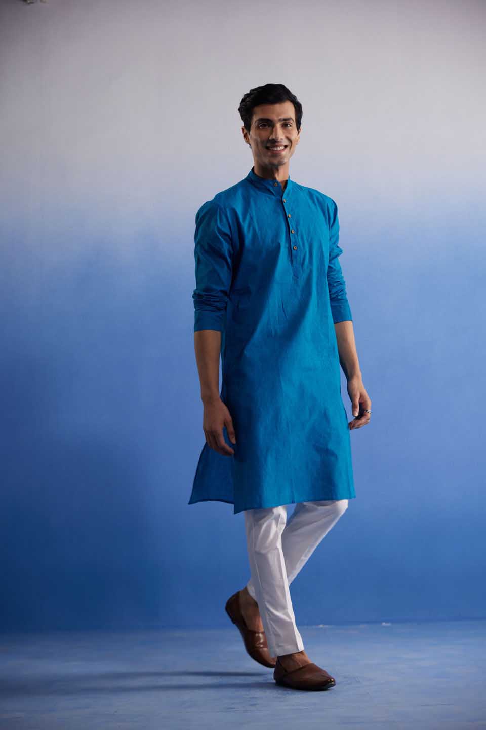 Sarvati Men's Aqua Blue Pure Cotton Handloom Kurta Pyjama Set