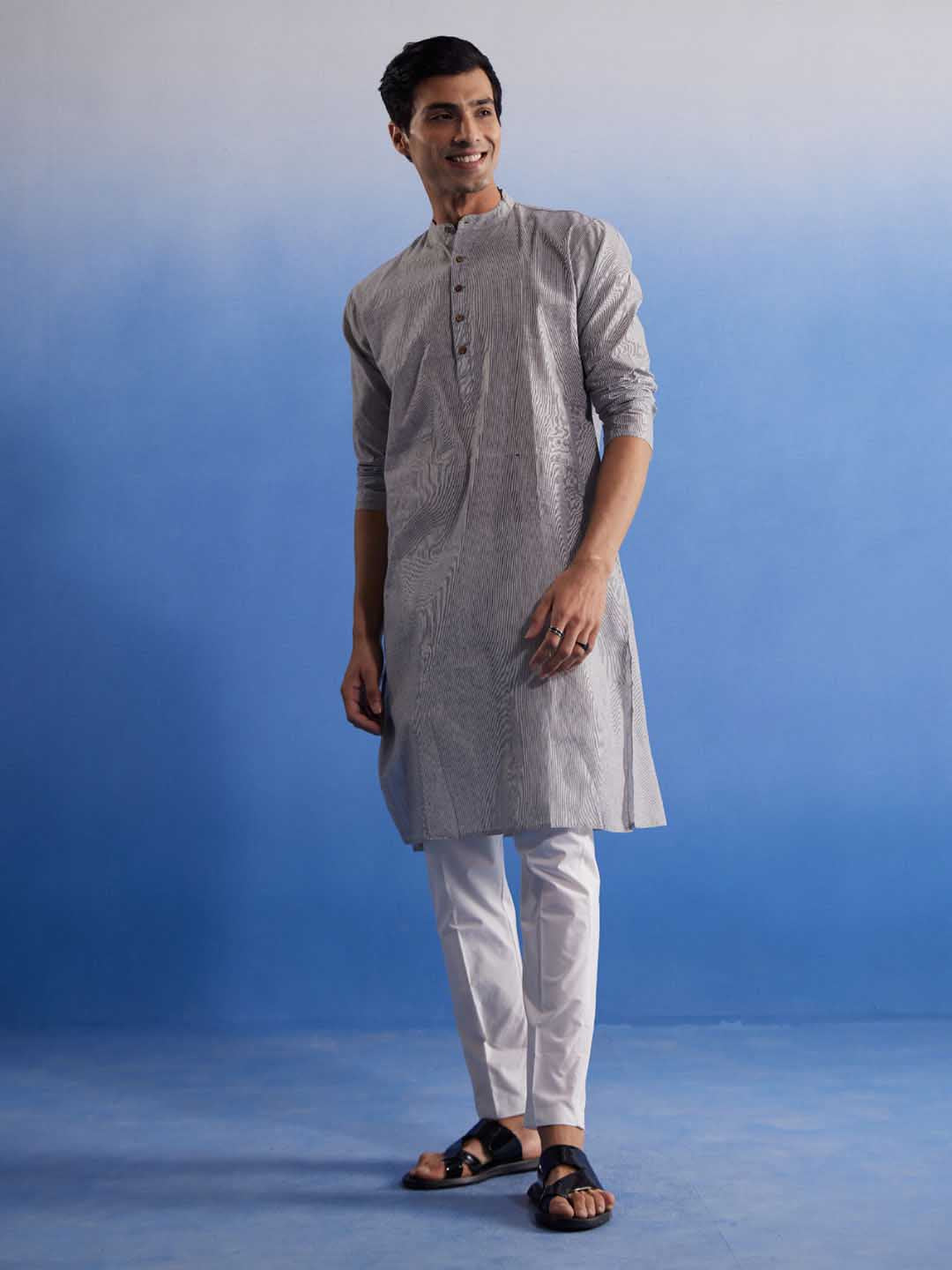 Sarvati Men's Grey Pure Cotton Handloom Kurta Pyjama Set