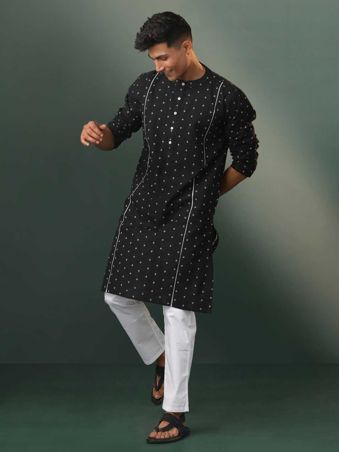 Sarvati Men's Black Jacquard Cotton Kurta Pyjama Set