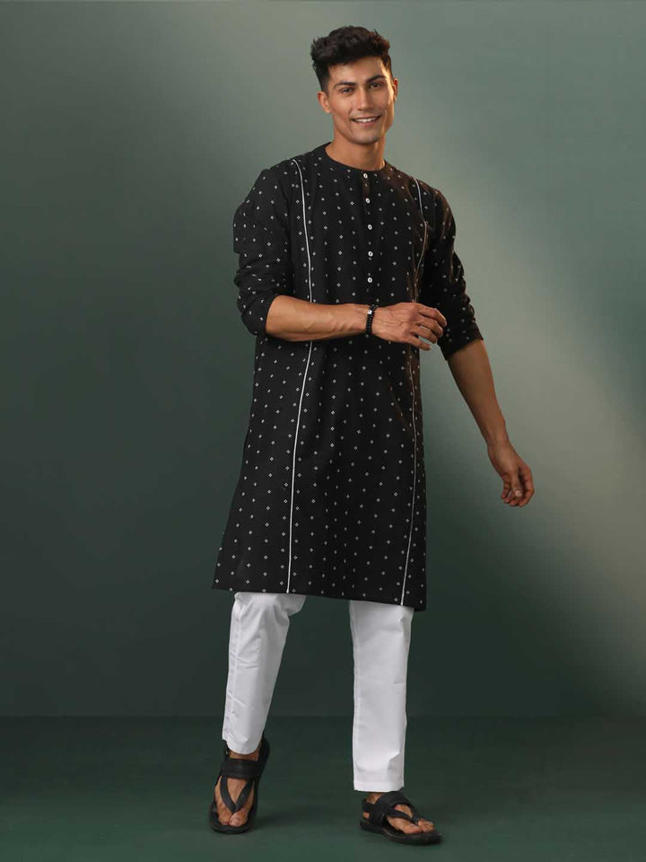 Sarvati Men's Black Jacquard Cotton Kurta Pyjama Set