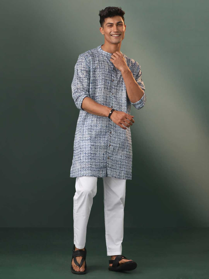 Sarvati Men's Blue And White Cotton Kurta Pyjama Set