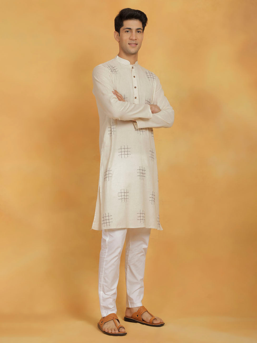 Sarvati Men's Cream And White Cotton Cool Kurta Pyjama Set