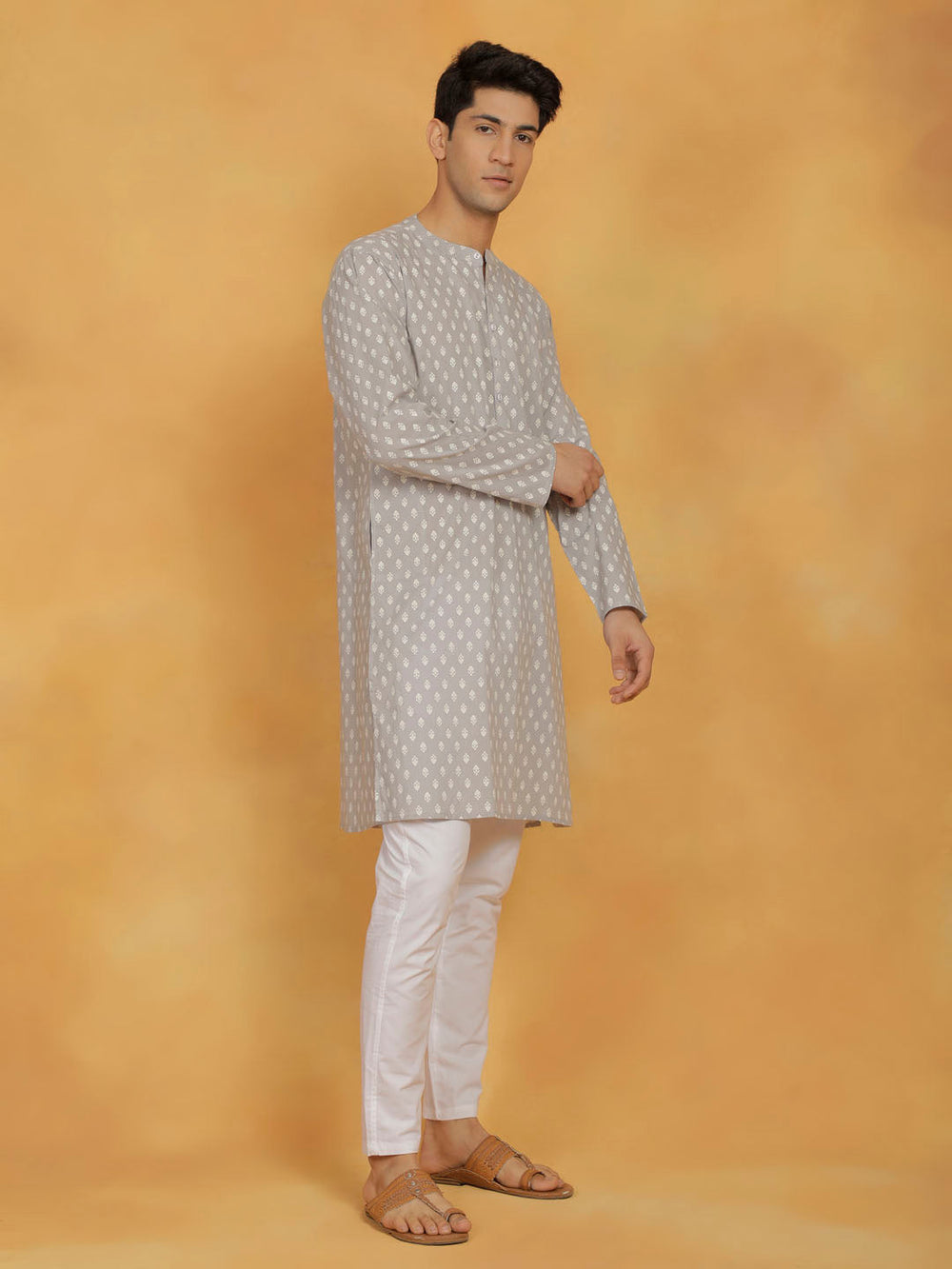 Sarvati Men's Gray And White Cotton Kurta and Pyjama Set